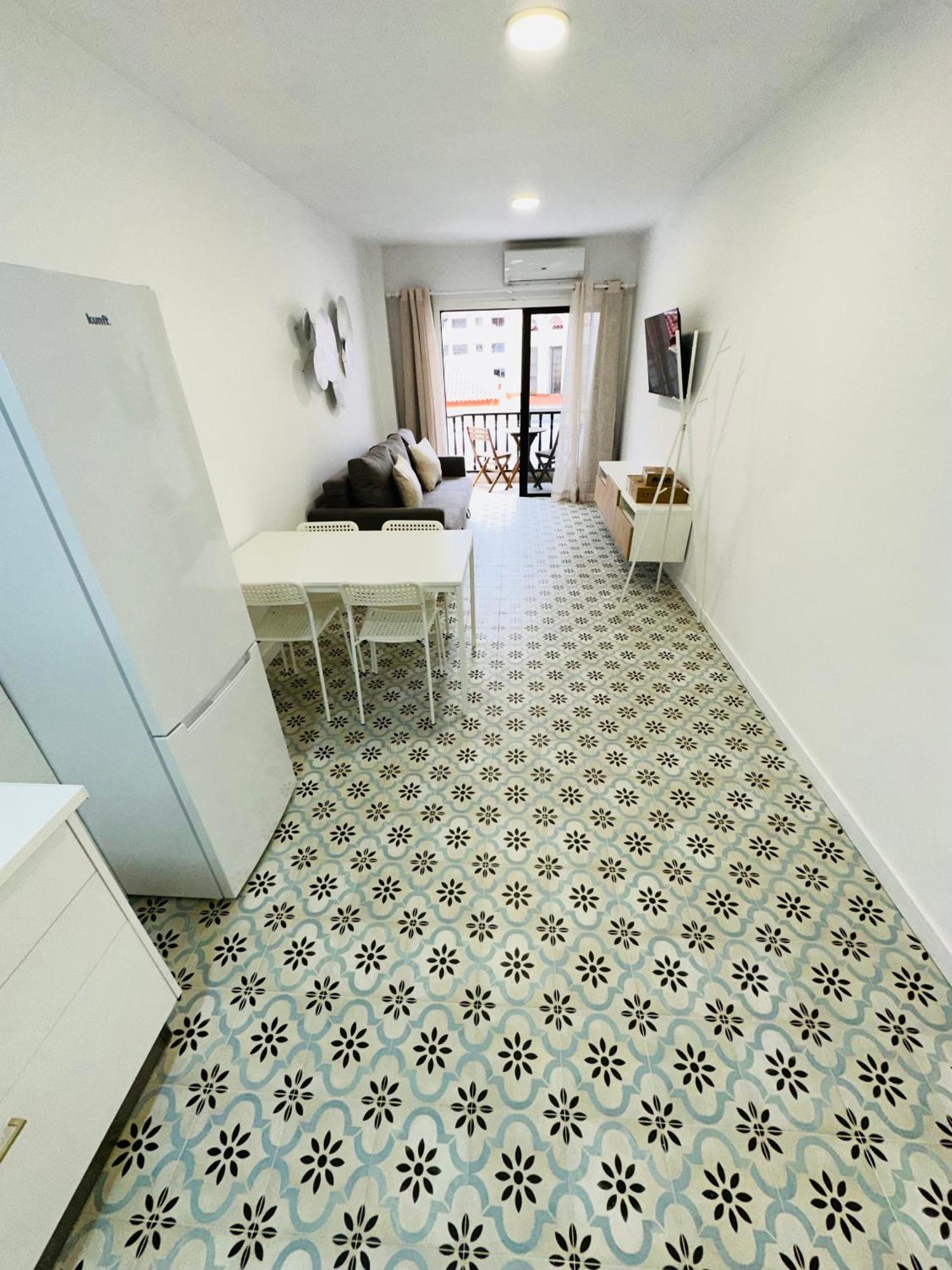 Central Flat Los Cristianos Square Guincho  Extérieur photo
