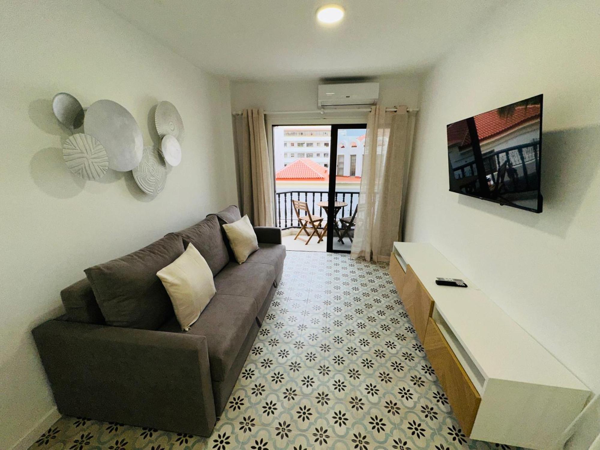 Central Flat Los Cristianos Square Guincho  Extérieur photo